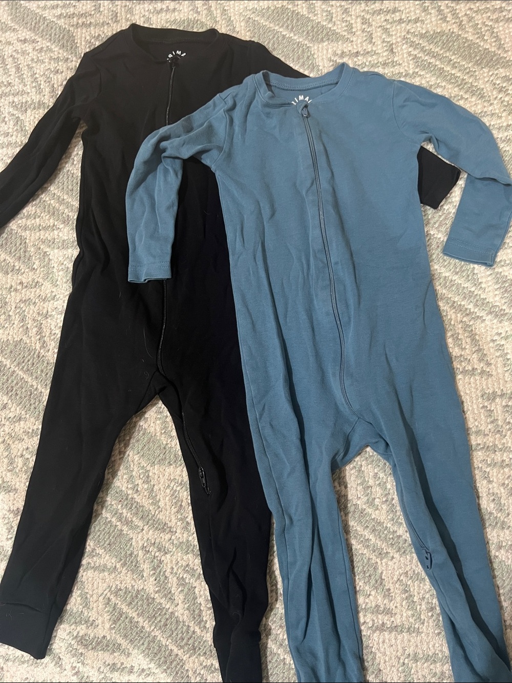 EUC Primary organic cotton pjs 18-24 mos - bundle of 2